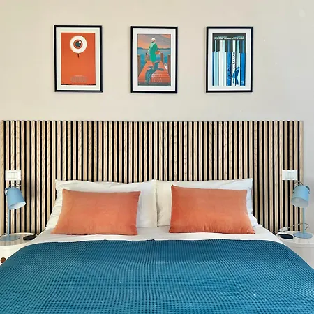 The Sunshine, With Eco-friendly Design & Rothko Apartman *