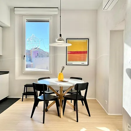 Apartment The Sunshine, With Eco-friendly Design & Rothko Bologna