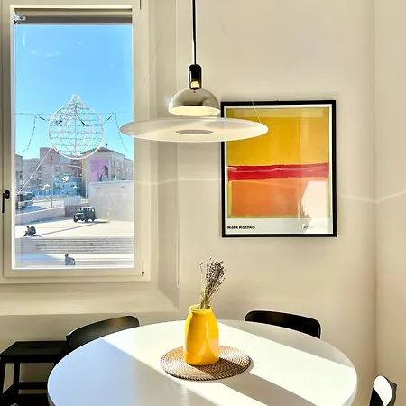 The Sunshine, With Eco-friendly Design & Rothko Bologna